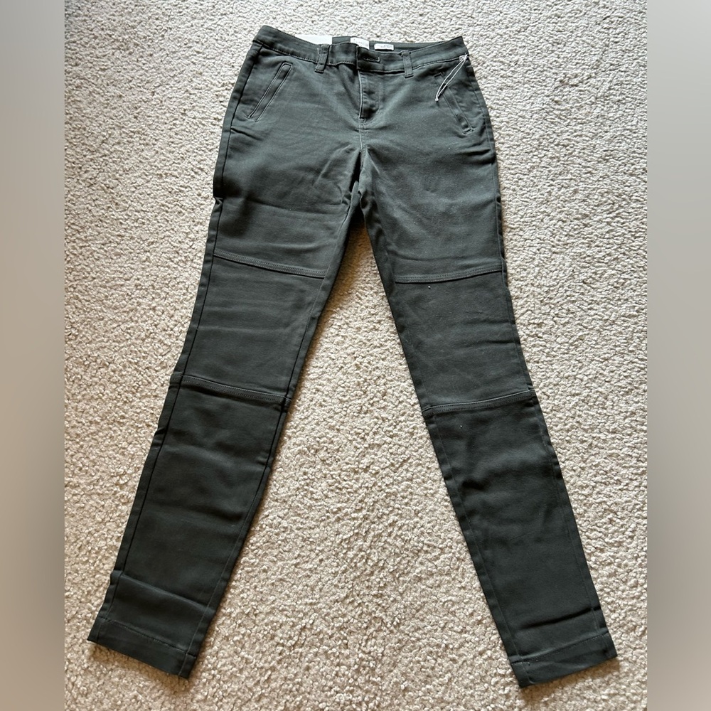 A New Day - sz 6R pants.